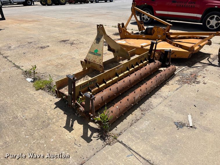 image for item DV4331 Land Pride SP3072 soil pulverizer