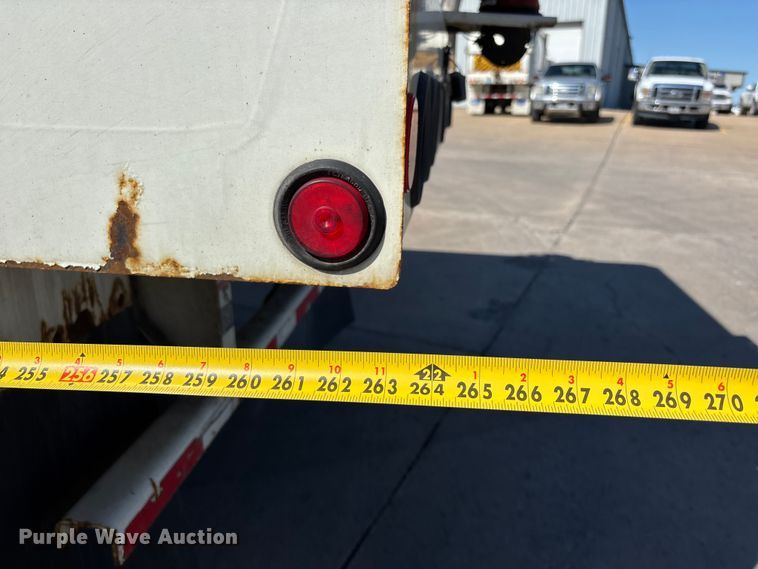 image for item DV4332 2019 Autocar Xpeditor refuse truck
