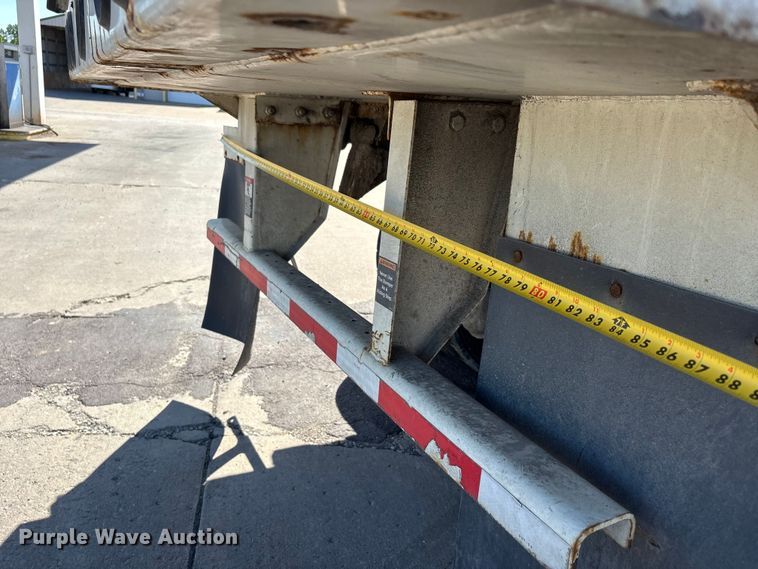 image for item DV4332 2019 Autocar Xpeditor refuse truck