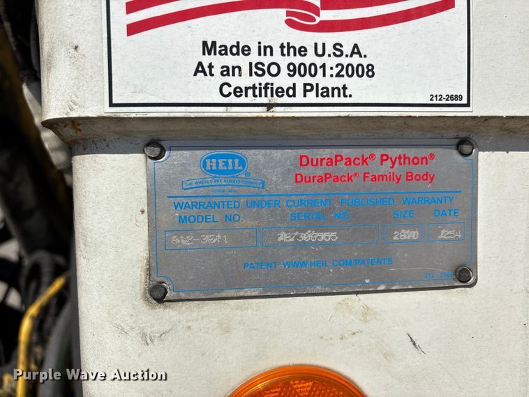 image for item DV4332 2019 Autocar Xpeditor refuse truck