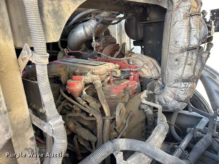 image for item DV4332 2019 Autocar Xpeditor refuse truck