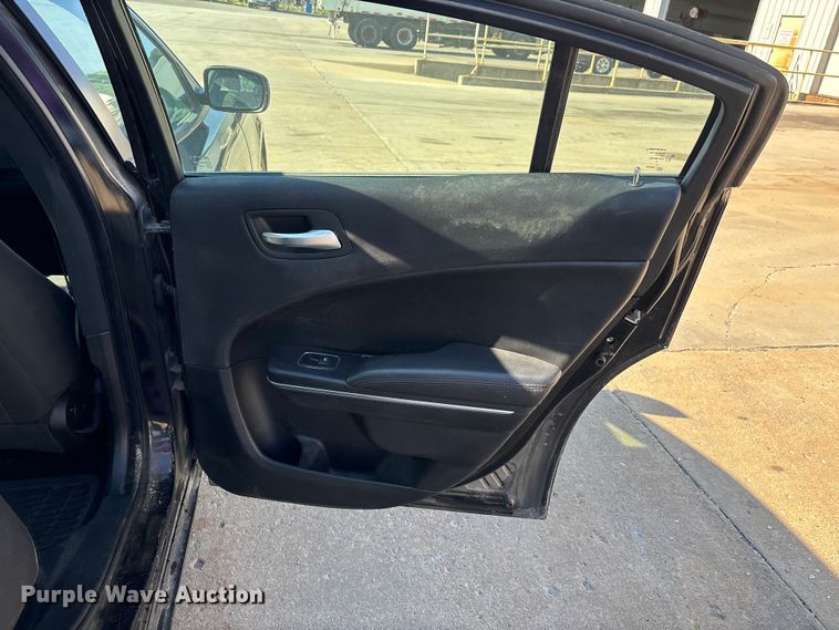 image for item DV4334 2017 Dodge Charger Police 