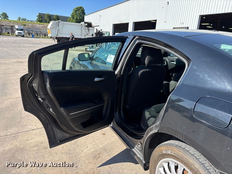 image for item DV4334 2017 Dodge Charger Police 