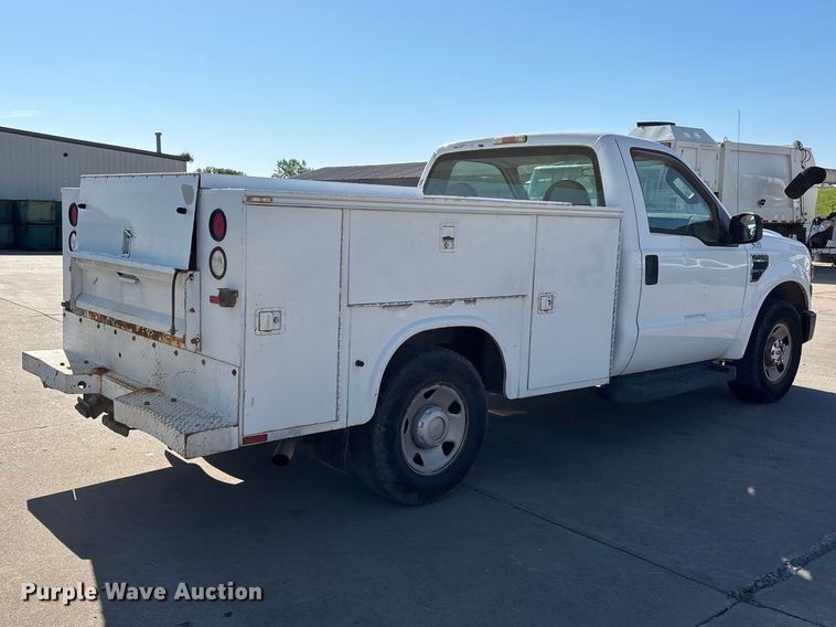 image for item DV4335 2008 Ford F250 Super Duty utility bed pickup truck