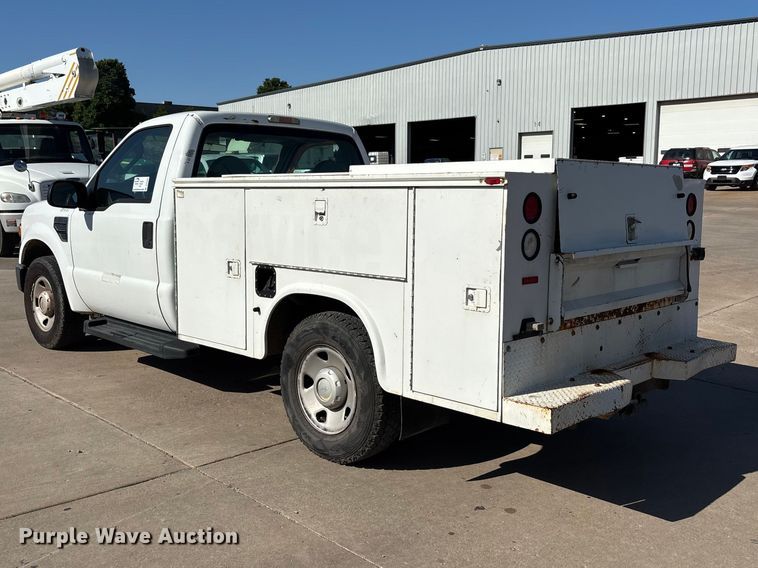 image for item DV4335 2008 Ford F250 Super Duty utility bed pickup truck