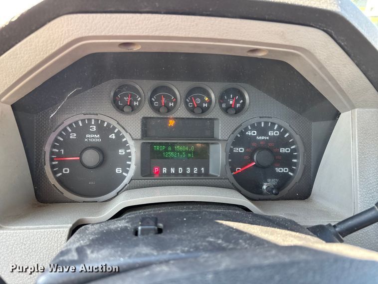 image for item DV4335 2008 Ford F250 Super Duty utility bed pickup truck