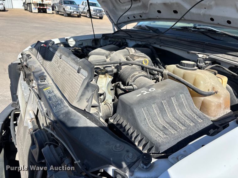 image for item DV4335 2008 Ford F250 Super Duty utility bed pickup truck