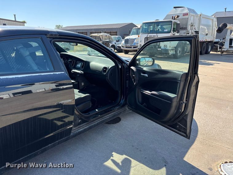 image for item DV4336 2017 Dodge Charger Police 