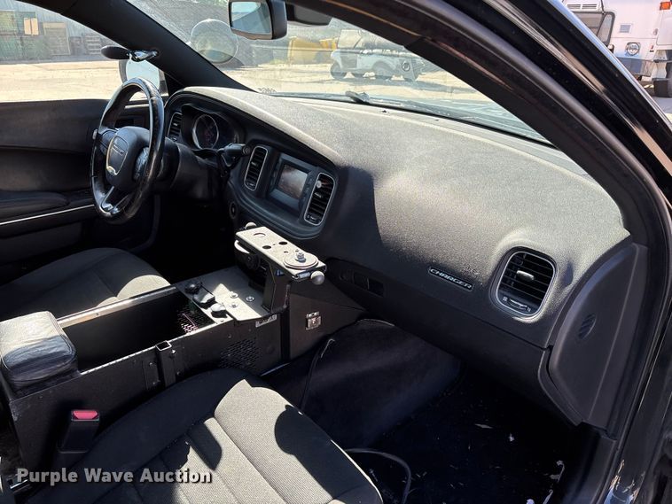 image for item DV4336 2017 Dodge Charger Police 
