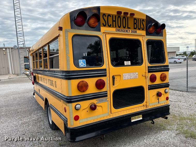 image for item DZ4458 2001 GMC Savana school bus