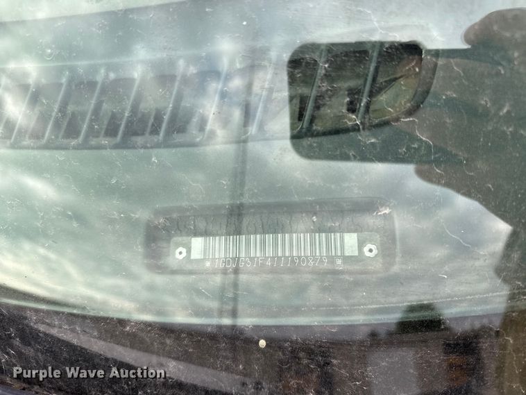 image for item DZ4458 2001 GMC Savana school bus