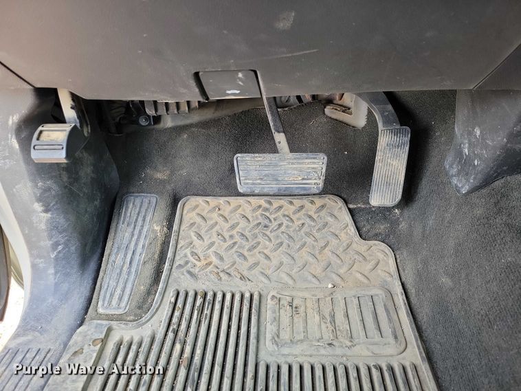 image for item DZ7091 2015 Chevrolet Silverado 1500 Crew Cab pickup truck