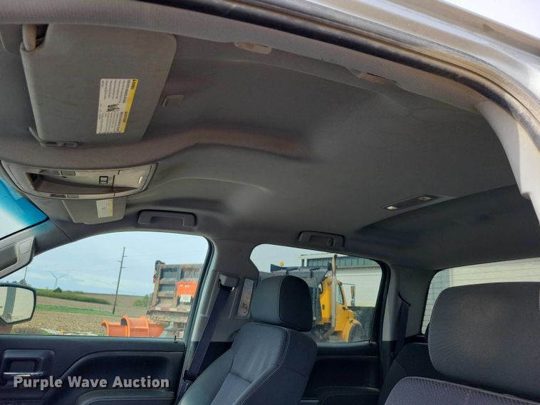image for item DZ7091 2015 Chevrolet Silverado 1500 Crew Cab pickup truck