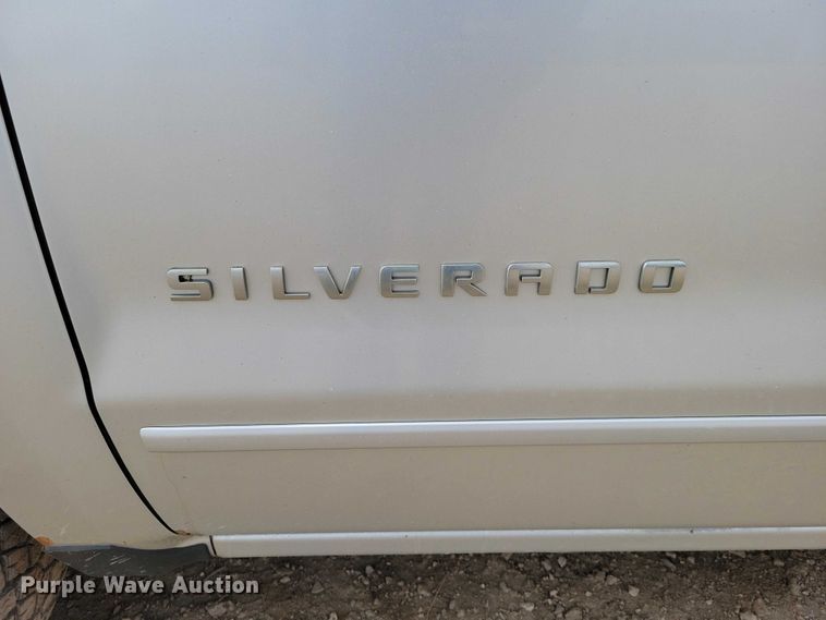 image for item DZ7091 2015 Chevrolet Silverado 1500 Crew Cab pickup truck