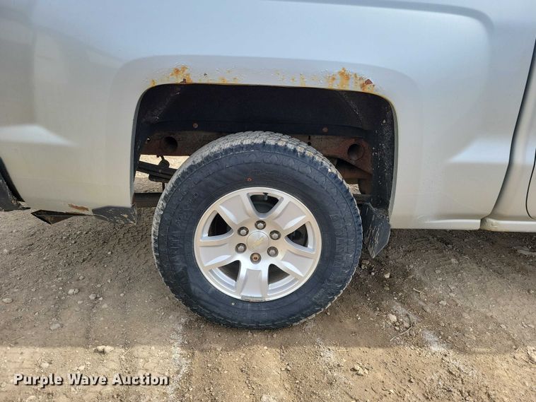 image for item DZ7091 2015 Chevrolet Silverado 1500 Crew Cab pickup truck