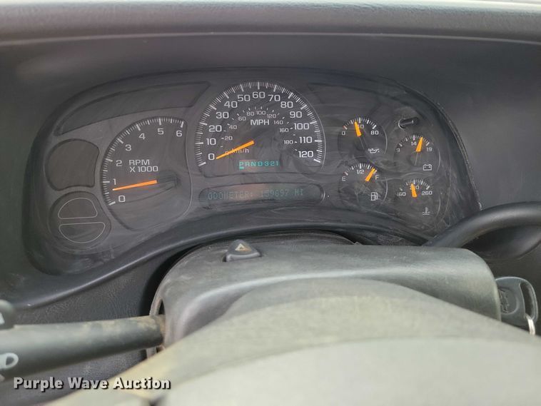 image for item DZ7092 2005 Chevrolet Silverado 1500 pickup truck