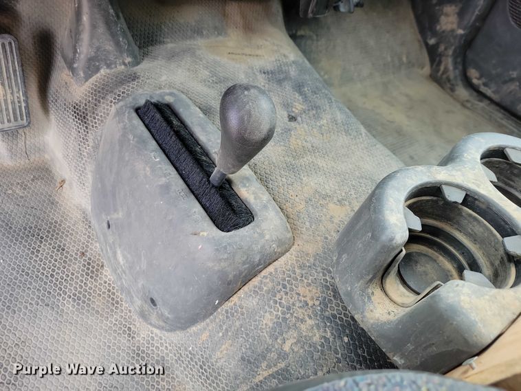 image for item DZ7092 2005 Chevrolet Silverado 1500 pickup truck