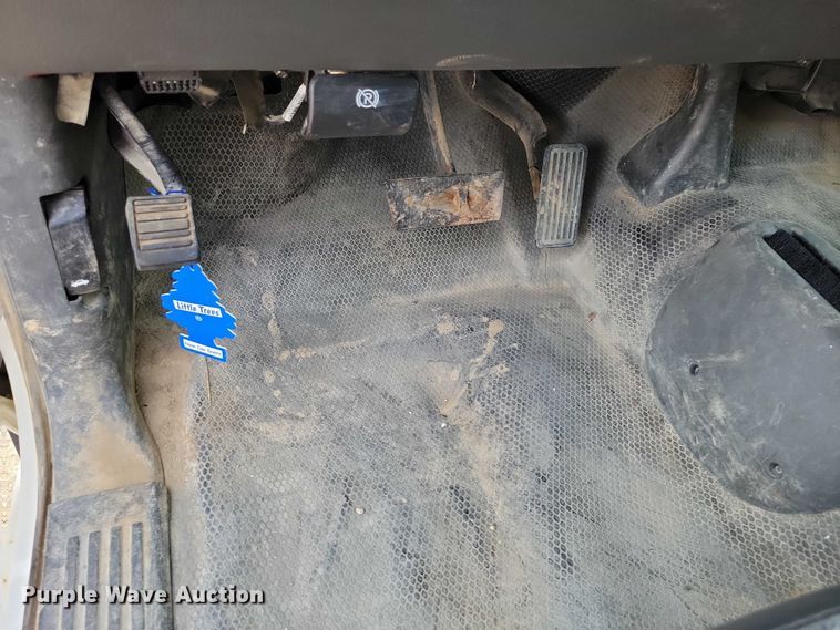 image for item DZ7092 2005 Chevrolet Silverado 1500 pickup truck