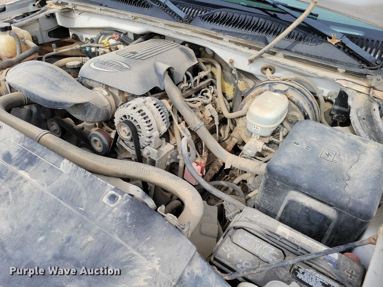 image for item DZ7092 2005 Chevrolet Silverado 1500 pickup truck