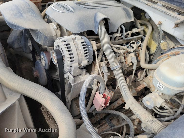 image for item DZ7092 2005 Chevrolet Silverado 1500 pickup truck