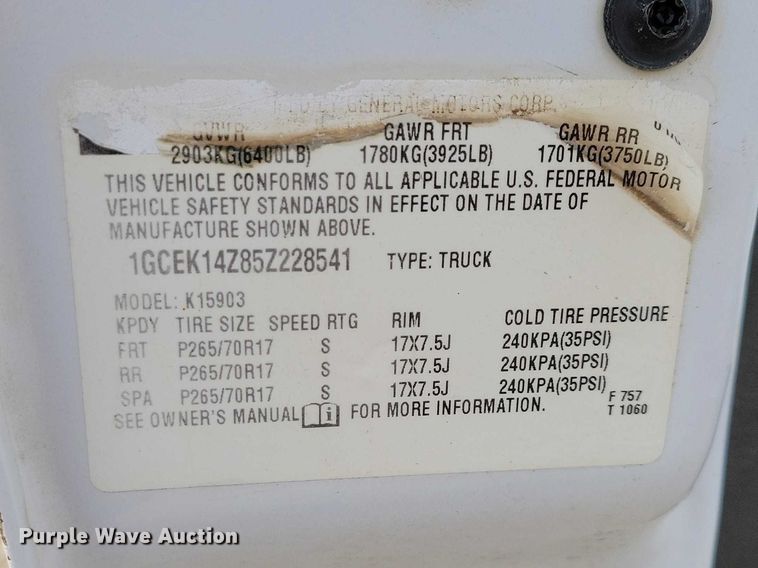 image for item DZ7092 2005 Chevrolet Silverado 1500 pickup truck
