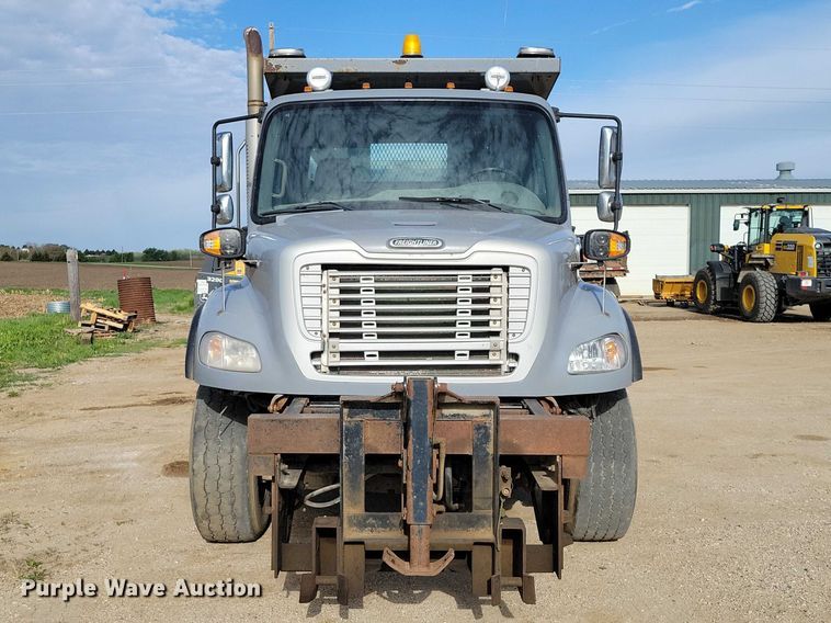 image for item DZ7094 2010 Freightliner Business Class M2 dump truck