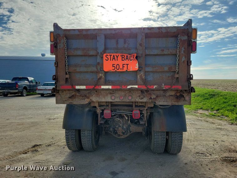 image for item DZ7094 2010 Freightliner Business Class M2 dump truck