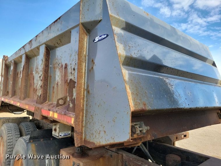 image for item DZ7094 2010 Freightliner Business Class M2 dump truck