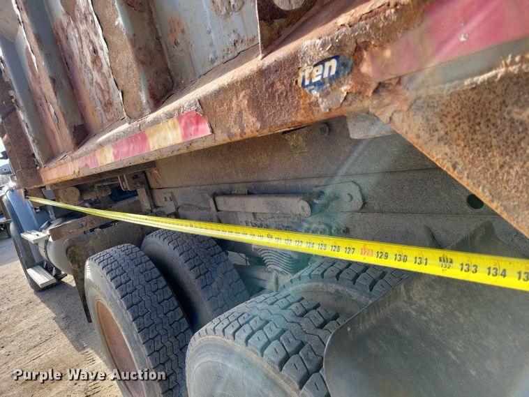 image for item DZ7094 2010 Freightliner Business Class M2 dump truck