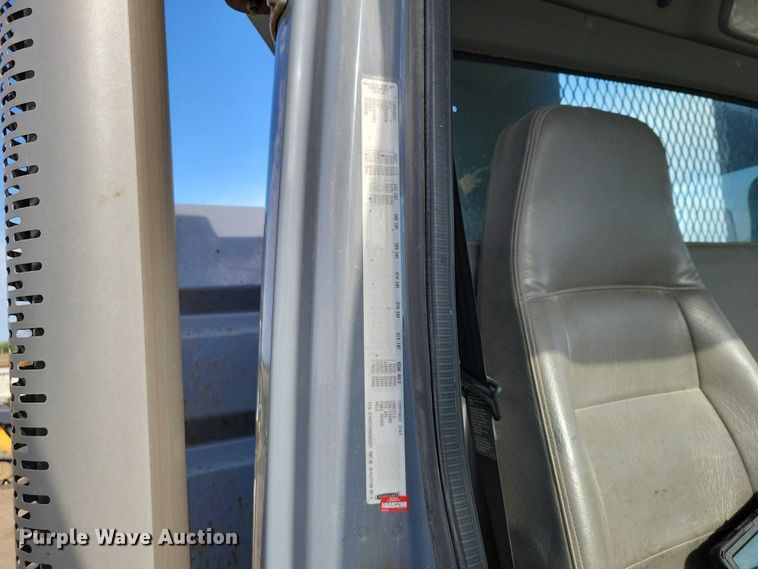 image for item DZ7094 2010 Freightliner Business Class M2 dump truck