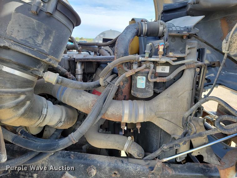 image for item DZ7094 2010 Freightliner Business Class M2 dump truck
