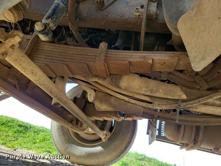 image for item DZ7094 2010 Freightliner Business Class M2 dump truck
