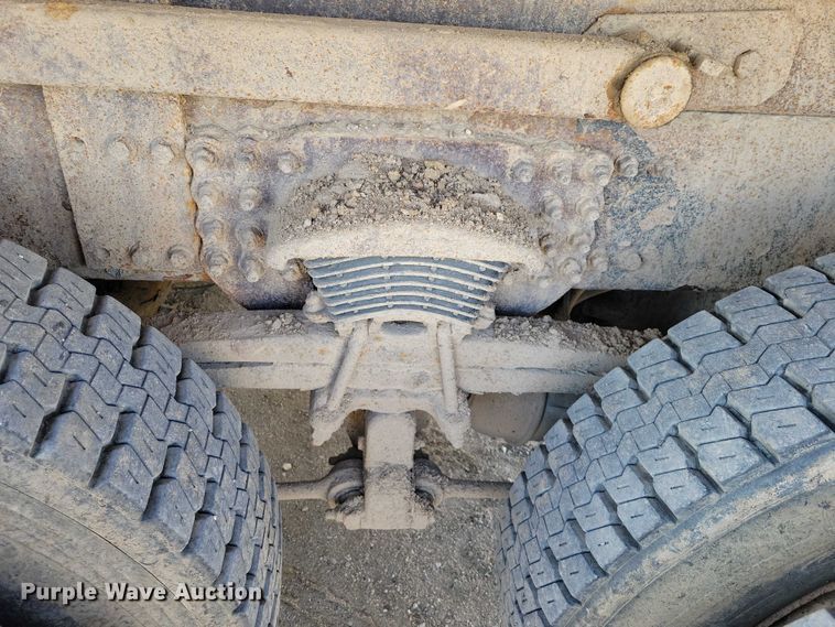 image for item DZ7094 2010 Freightliner Business Class M2 dump truck