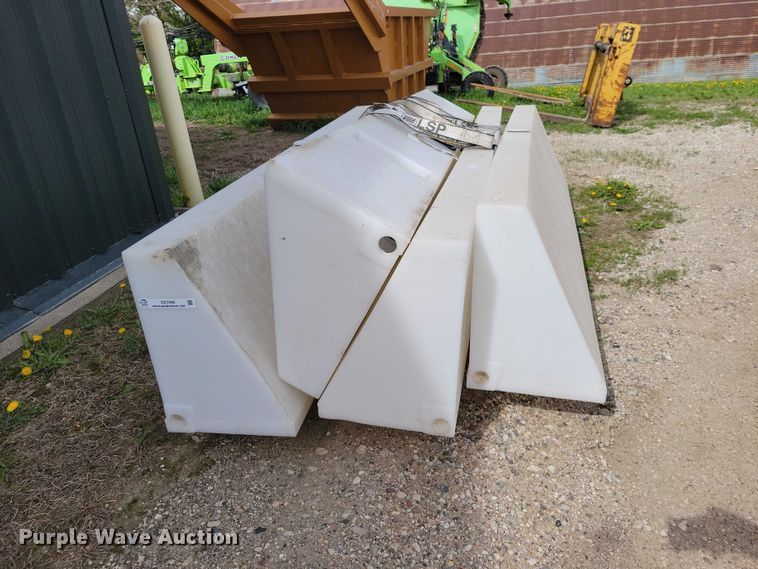 image for item DZ7096 (4) salt brine tanks