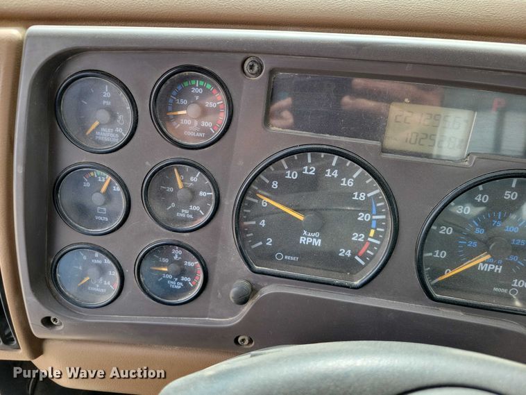 image for item DZ7097 2004 Mack CV713 semi truck