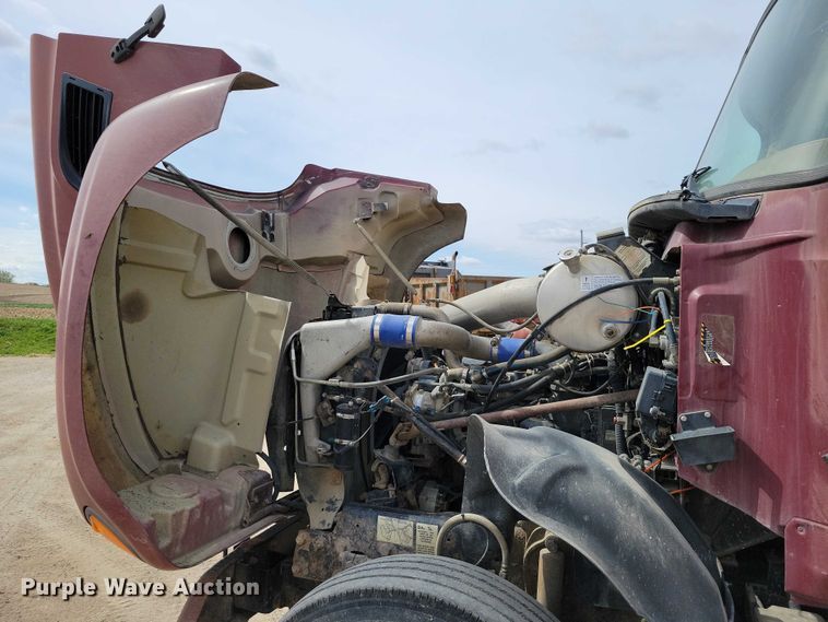 image for item DZ7097 2004 Mack CV713 semi truck