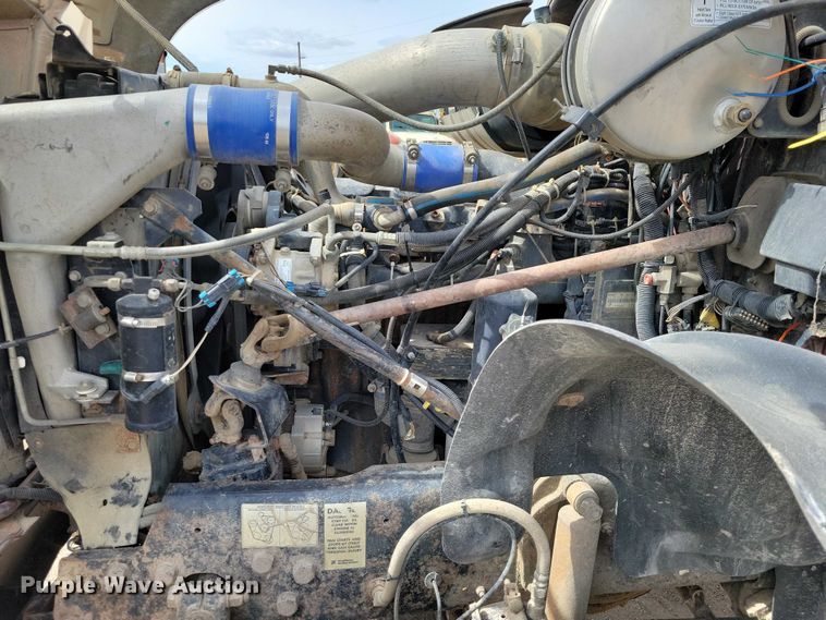 image for item DZ7097 2004 Mack CV713 semi truck