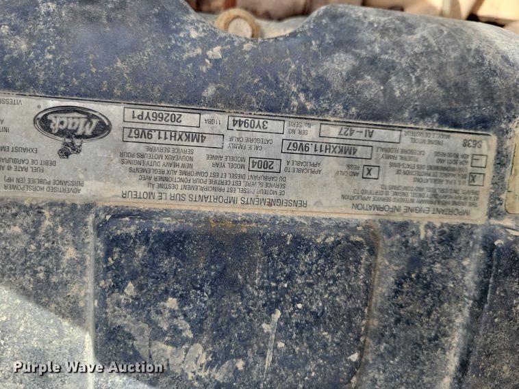 image for item DZ7097 2004 Mack CV713 semi truck