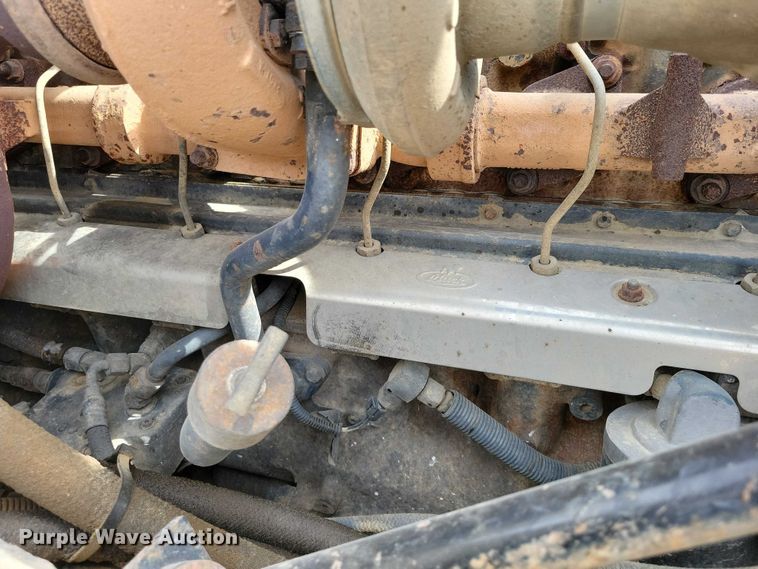 image for item DZ7097 2004 Mack CV713 semi truck
