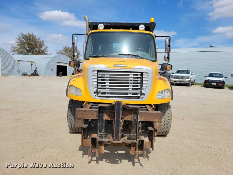 image for item DZ7100 2010 Freightliner Business Class M2 dump truck