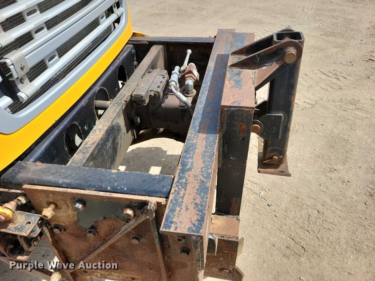image for item DZ7100 2010 Freightliner Business Class M2 dump truck