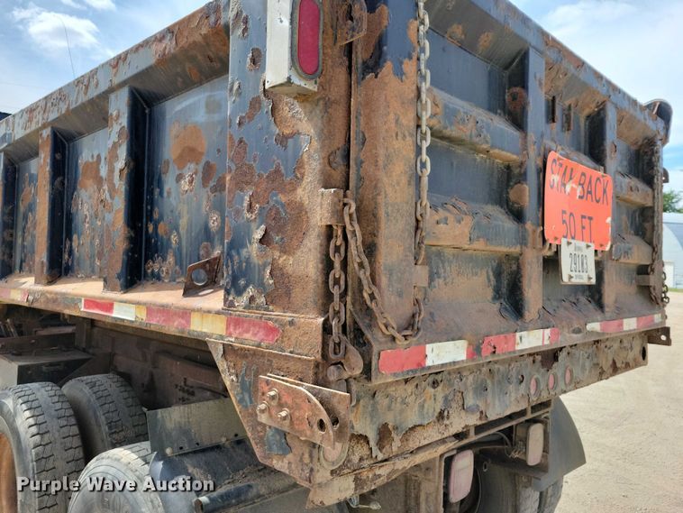 image for item DZ7100 2010 Freightliner Business Class M2 dump truck