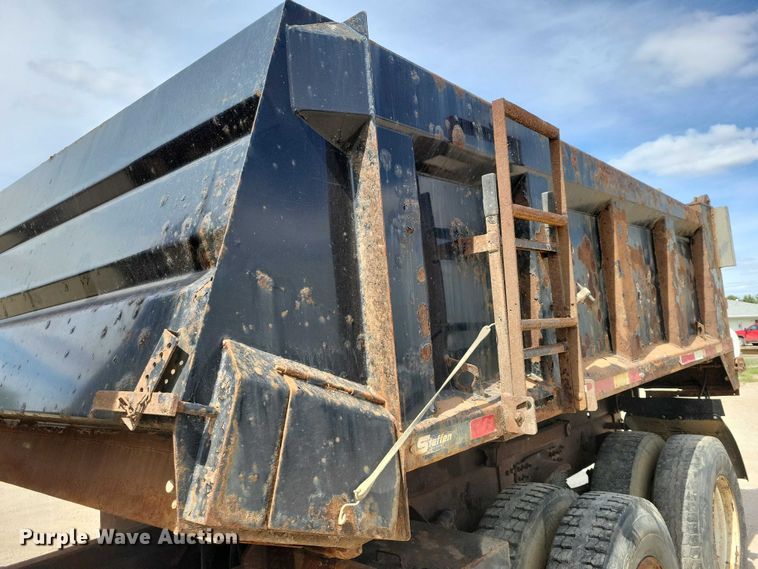image for item DZ7100 2010 Freightliner Business Class M2 dump truck