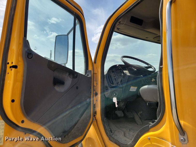 image for item DZ7100 2010 Freightliner Business Class M2 dump truck