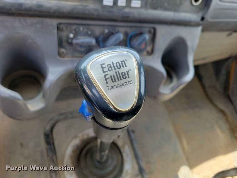 image for item DZ7100 2010 Freightliner Business Class M2 dump truck
