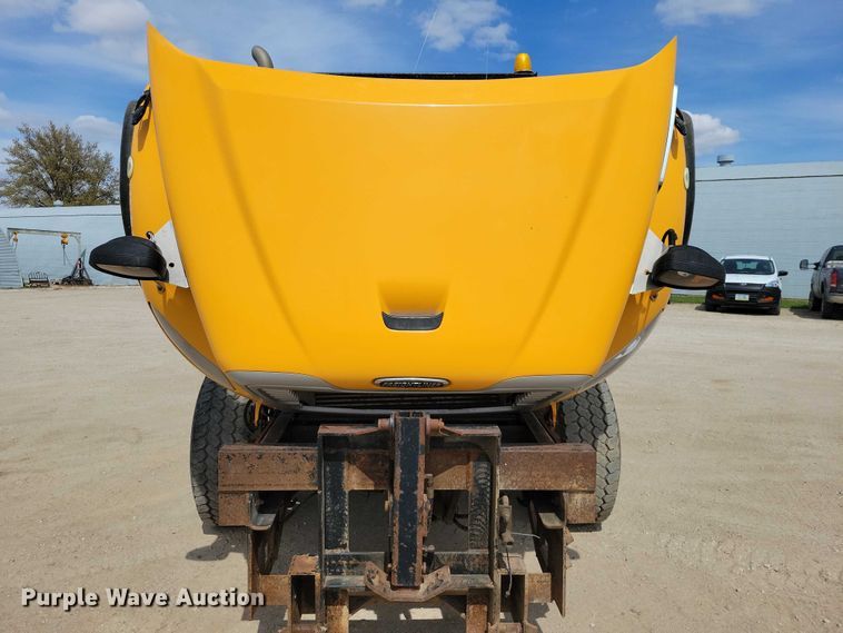 image for item DZ7100 2010 Freightliner Business Class M2 dump truck