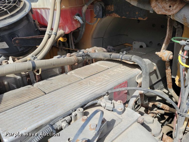 image for item DZ7100 2010 Freightliner Business Class M2 dump truck