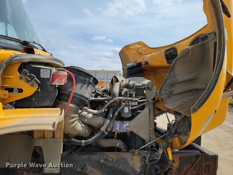 image for item DZ7100 2010 Freightliner Business Class M2 dump truck
