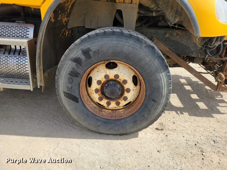 image for item DZ7100 2010 Freightliner Business Class M2 dump truck