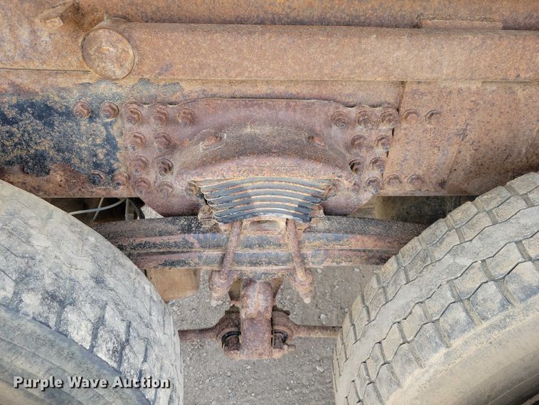 image for item DZ7100 2010 Freightliner Business Class M2 dump truck